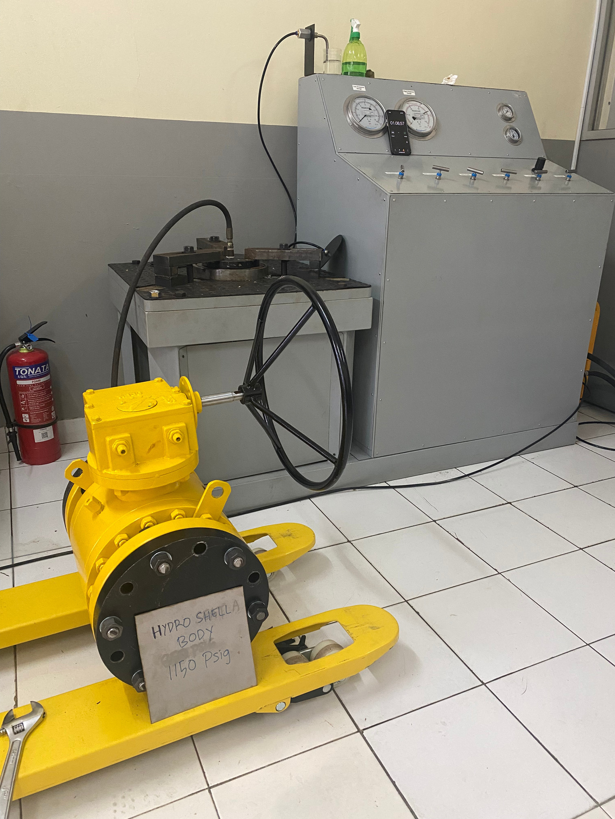 Hydrotest Ball Valve 6 ANSI300