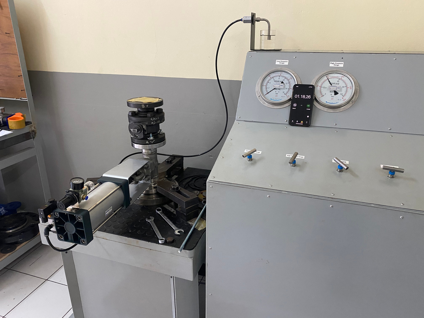 Testing Pneumatic Gate Valve 1.5