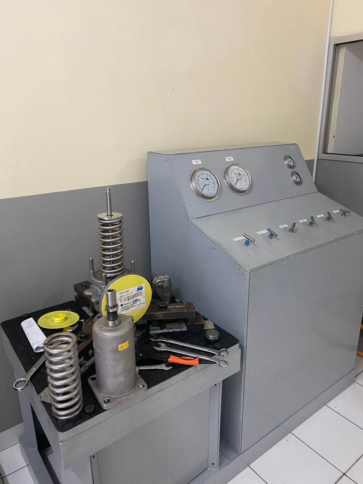 Resetting Safety Valve DN80